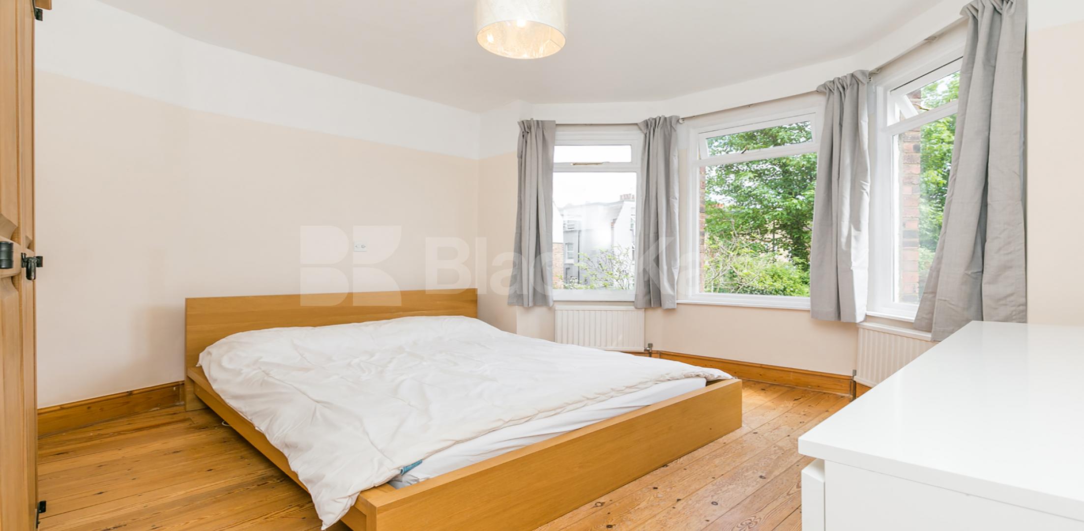 			2 Bedroom, 1 bath, 1 reception Flat			 Goodwyns Vale, Muswell Hill